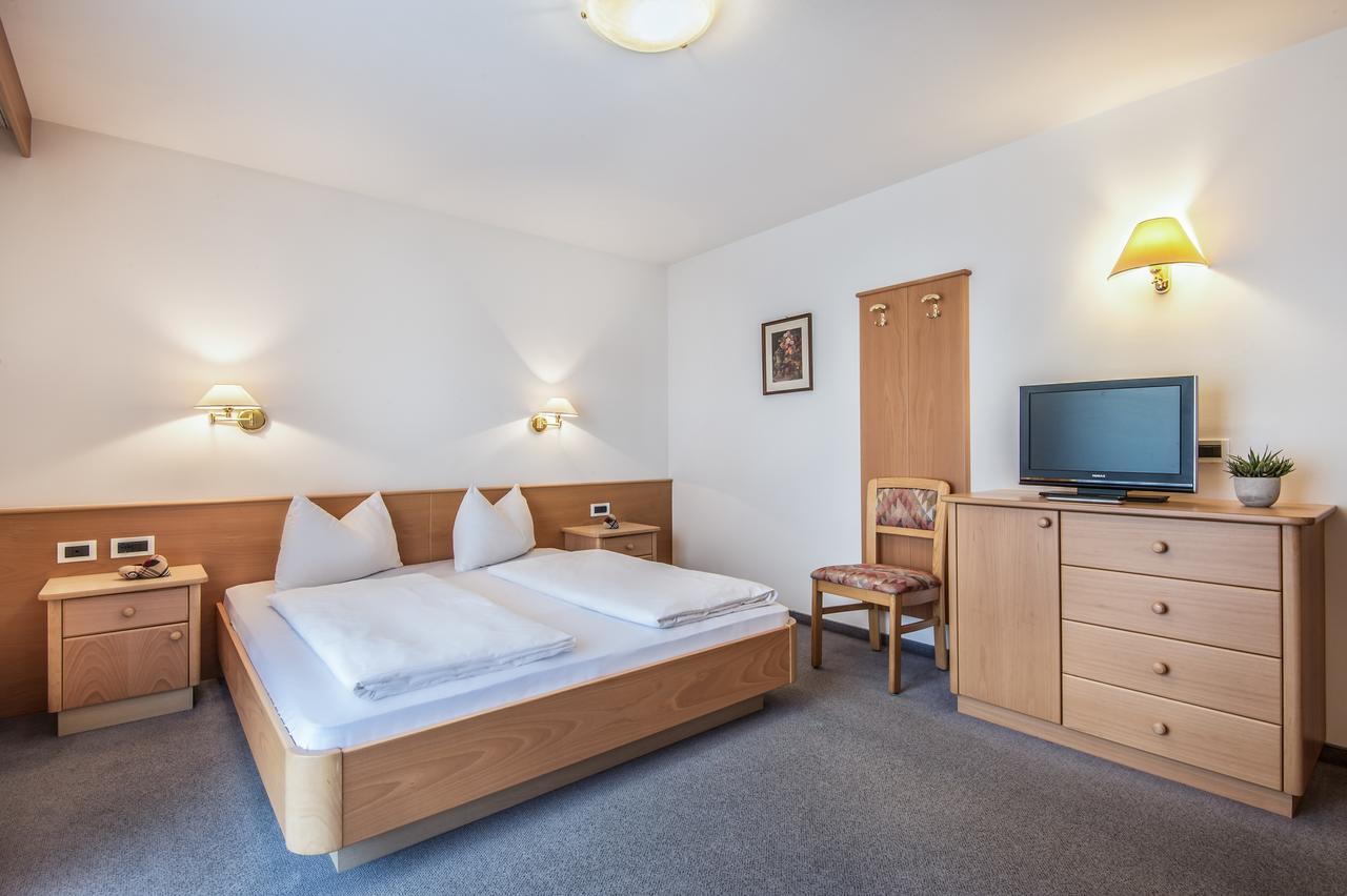 Bed and Breakfast Medesc Ла Вилла Экстерьер фото